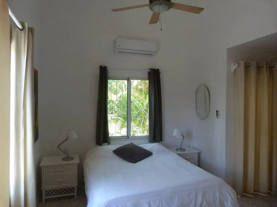קברטה Charming Ocean Front 3 Bd Villa