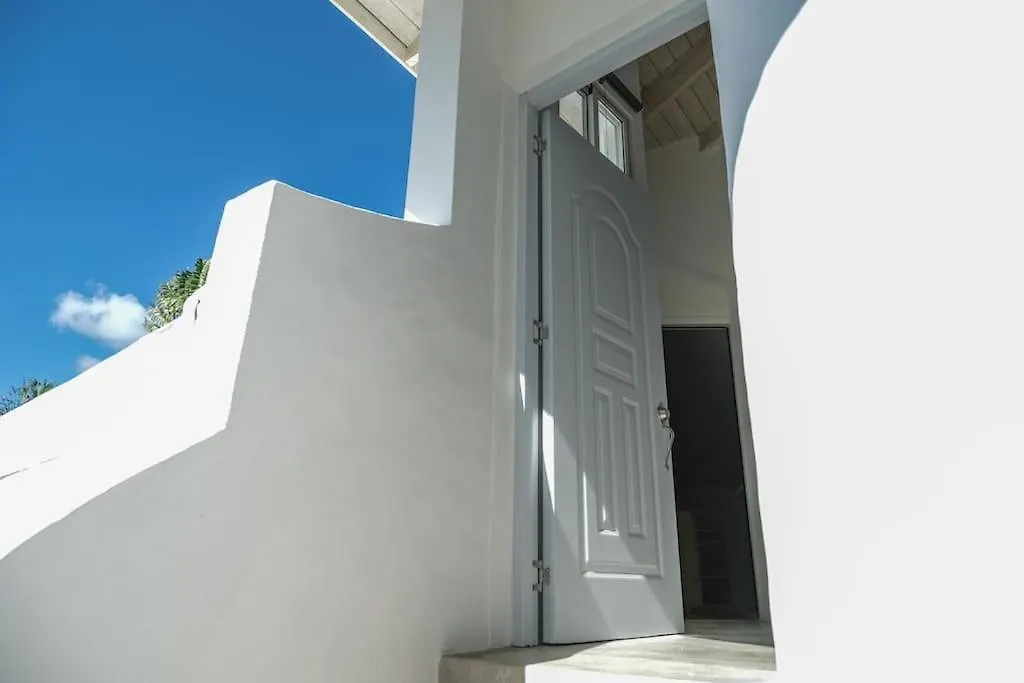 קברטה Charming Ocean Front 3 Bd Villa