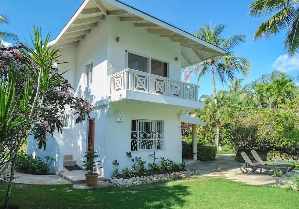 קברטה Charming Ocean Front 3 Bd Villa
