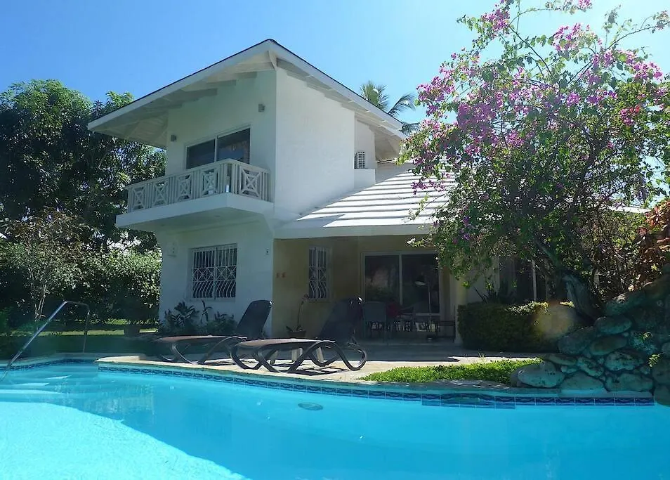 קברטה Charming Ocean Front 3 Bd Villa
