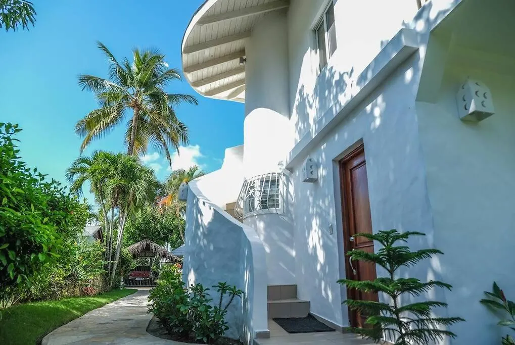 קברטה Charming Ocean Front 3 Bd Villa